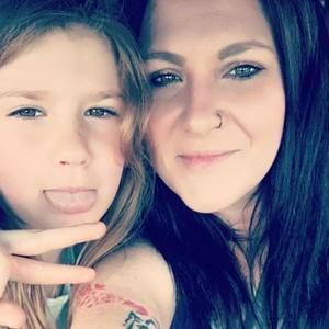 Meet your Posher, Tiffany